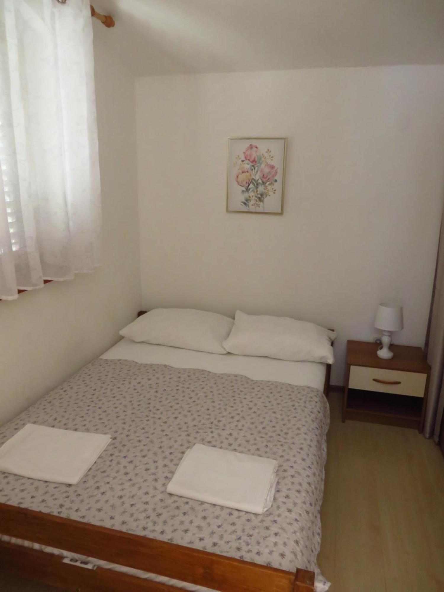Soline Beach Apartments Биоград-на-Мору Номер фото